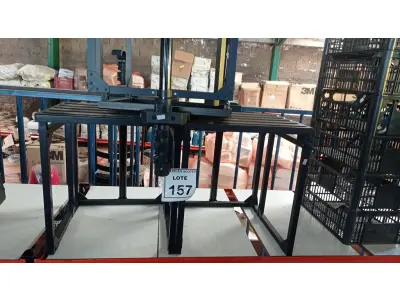 LOTE 157 - 03 BANCOS DE MODULO CENÁRIO. (NO ESTADO) ATENÇÃO! FAZER A VISITAÇÃO ANTES DE ARREMATAR, NÃO SABEMOS SE FUNCIONA, LEILÃO NÃO TEM GARANTIA E NEM DEVOLUÇÃO, SUJEITO A POSSÍVEIS AVARIAS VISÍVEIS/OCULTAS E/OU AUSÊNCIA DE COMPONENTES.