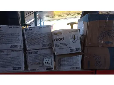 LOTE 142 - 01 LOTE COM GRANDE QUANTIDADE DE DISPENSES ANTISSÉPTICO. (NO ESTADO) ATENÇÃO! FAZER A VISITAÇÃO ANTES DE ARREMATAR, NÃO SABEMOS SE FUNCIONA. LEILÃO NÃO TEM GARANTIA E NEM DEVOLUÇÃO, SUJEITO A POSSÍVEIS AVARIAS VISÍVEIS/OCULTAS E/OU AUSÊNCIA DE COMPONENTES.