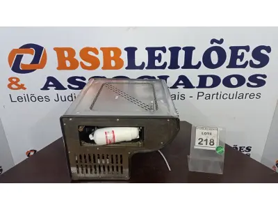 LOTE 218 - 01 BEBEDOURO EM INOX MARCA LIDER. (NO ESTADO) ATENÇÃO! FAZER A VISITAÇÃO ANTES DE ARREMATAR, NÃO SABEMOS SE FUNCIONA. LEILÃO NÃO TEM GARANTIA E NEM DEVOLUÇÃO, SUJEITO A POSSÍVEIS AVARIAS VISÍVEIS/OCULTAS E/OU AUSÊNCIA DE COMPONENTES.