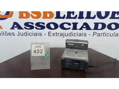 LOTE 432 - 01 REPRODUTOR DE DISCO PROFISSIONAL SONY PDW-V1 XDCAM. (NO ESTADO) ATENÇÃO! FAZER A VISITAÇÃO ANTES DE ARREMATAR, NÃO SABEMOS SE FUNCIONA. LEILÃO NÃO TEM GARANTIA E NEM DEVOLUÇÃO, SUJEITO A POSSÍVEIS AVARIAS VISÍVEIS/OCULTAS E/OU AUSÊNCIA DE COMPONENTES.
