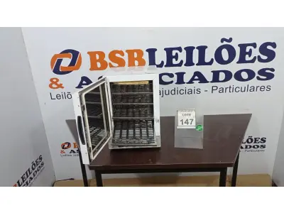 LOTE 147 - 01 ESTUFA PARA ESTERILIZAÇÃO E SECAGEM. (NO ESTADO) ATENÇÃO! FAZER A VISITAÇÃO ANTES DE ARREMATAR, NÃO SABEMOS SE FUNCIONA, LEILÃO NÃO TEM GARANTIA E NEM DEVOLUÇÃO, SUJEITO A POSSÍVEIS AVARIAS VISÍVEIS/OCULTAS E/OU AUSÊNCIA DE COMPONENTES.