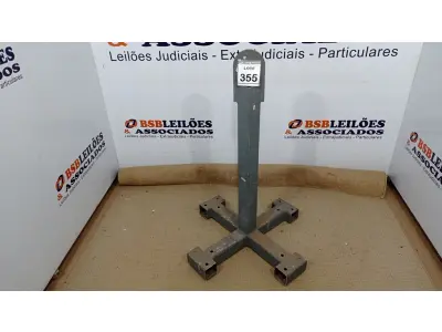 LOTE 355 - 01 SUPORTE METÁLICO COM BASE EM X. (NO ESTADO) ATENÇÃO! FAZER A VISITAÇÃO ANTES DE ARREMATAR, NÃO SABEMOS SE FUNCIONA. LEILÃO NÃO TEM GARANTIA E NEM DEVOLUÇÃO, SUJEITO A POSSÍVEIS AVARIAS VISÍVEIS/OCULTAS E/OU AUSÊNCIA DE COMPONENTES.
