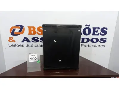 LOTE 200 - 01 ADEGA 40L 220V. (NO ESTADO) ATENÇÃO! FAZER A VISITAÇÃO ANTES DE ARREMATAR, NÃO SABEMOS SE FUNCIONA. LEILÃO NÃO TEM GARANTIA E NEM DEVOLUÇÃO, SUJEITO A POSSÍVEIS AVARIAS VISÍVEIS/OCULTAS E/OU AUSÊNCIA DE COMPONENTES.