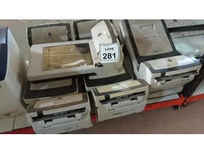 LOTE 281 - 07 SCANNERS MARCA FUJITSU. (NO ESTADO) ATENÇÃO! FAZER A VISITAÇÃO ANTES DE ARREMATAR, NÃO SABEMOS SE FUNCIONA. LEILÃO NÃO TEM GARANTIA E NEM DEVOLUÇÃO, SUJEITO A POSSÍVEIS AVARIAS VISÍVEIS/OCULTAS E/OU AUSÊNCIA DE COMPONENTES.