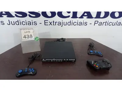LOTE 438 - 01 APARELHO DE DVD COM KARAOKÊ, MICROFONE E JOYSTICKS MARCA TRONICS. (NO ESTADO) ATENÇÃO! FAZER A VISITAÇÃO ANTES DE ARREMATAR, NÃO SABEMOS SE FUNCIONA. LEILÃO NÃO TEM GARANTIA E NEM DEVOLUÇÃO, SUJEITO A POSSÍVEIS AVARIAS VISÍVEIS/OCULTAS E/OU AUSÊNCIA DE COMPONENTES.