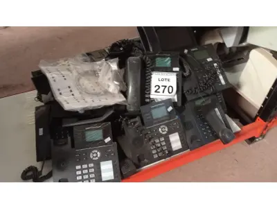LOTE 270 - 01 LOTE COM GRANDE QUANTIDADE DE APARELHOS TELEFÔNICOS. (NO ESTADO) ATENÇÃO! FAZER A VISITAÇÃO ANTES DE ARREMATAR, NÃO SABEMOS SE FUNCIONA. LEILÃO NÃO TEM GARANTIA E NEM DEVOLUÇÃO, SUJEITO A POSSÍVEIS AVARIAS VISÍVEIS/OCULTAS E/OU AUSÊNCIA DE COMPONENTES.