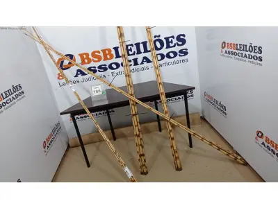 LOTE 186 - 20 VARAS DE BAMBU. (NO ESTADO) ATENÇÃO! FAZER A VISITAÇÃO ANTES DE ARREMATAR, NÃO SABEMOS SE FUNCIONA. LEILÃO NÃO TEM GARANTIA E NEM DEVOLUÇÃO, SUJEITO A POSSÍVEIS AVARIAS VISÍVEIS/OCULTAS E/OU AUSÊNCIA DE COMPONENTES.