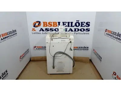 LOTE 260 - 01 MÁQUINA DE LAVAR 11KG 220V MARCA BRASTEMP. (NO ESTADO) ATENÇÃO! FAZER A VISITAÇÃO ANTES DE ARREMATAR, NÃO SABEMOS SE FUNCIONA. LEILÃO NÃO TEM GARANTIA E NEM DEVOLUÇÃO, SUJEITO A POSSÍVEIS AVARIAS VISÍVEIS/OCULTAS E/OU AUSÊNCIA DE COMPONENTES.
