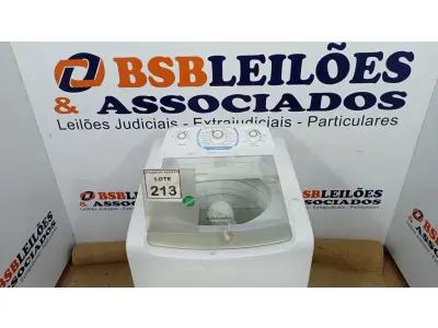 LOTE 213 - 01 MÁQUINA DE LAVAR 10KG MARCA ELECTROLUX. (NO ESTADO) ATENÇÃO! FAZER A VISITAÇÃO ANTES DE ARREMATAR, NÃO SABEMOS SE FUNCIONA. LEILÃO NÃO TEM GARANTIA E NEM DEVOLUÇÃO, SUJEITO A POSSÍVEIS AVARIAS VISÍVEIS/OCULTAS E/OU AUSÊNCIA DE COMPONENTES.