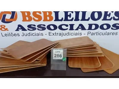 LOTE 286 - 20 PEÇAS DE MADEIRA. (NO ESTADO) ATENÇÃO! FAZER A VISITAÇÃO ANTES DE ARREMATAR, NÃO SABEMOS SE FUNCIONA. LEILÃO NÃO TEM GARANTIA E NEM DEVOLUÇÃO, SUJEITO A POSSÍVEIS AVARIAS VISÍVEIS/OCULTAS E/OU AUSÊNCIA DE COMPONENTES.