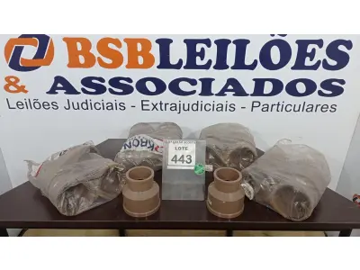 LOTE 443 - 01 LOTE COM VÁRIAS LUVAS DE REDUÇÃO DE 110X75. (NO ESTADO) ATENÇÃO! FAZER A VISITAÇÃO ANTES DE ARREMATAR, NÃO SABEMOS SE FUNCIONA. LEILÃO NÃO TEM GARANTIA E NEM DEVOLUÇÃO, SUJEITO A POSSÍVEIS AVARIAS VISÍVEIS/OCULTAS E/OU AUSÊNCIA DE COMPONENTES.