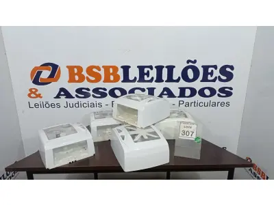 LOTE 307 - 05 DISPENSES DE PAPEL. (NO ESTADO) ATENÇÃO! FAZER A VISITAÇÃO ANTES DE ARREMATAR, NÃO SABEMOS SE FUNCIONA. LEILÃO NÃO TEM GARANTIA E NEM DEVOLUÇÃO, SUJEITO A POSSÍVEIS AVARIAS VISÍVEIS/OCULTAS E/OU AUSÊNCIA DE COMPONENTES.