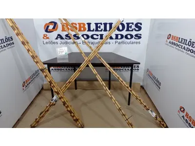 LOTE 251 - 20 VARAS DE BAMBU. (NO ESTADO) ATENÇÃO! FAZER A VISITAÇÃO ANTES DE ARREMATAR, NÃO SABEMOS SE FUNCIONA. LEILÃO NÃO TEM GARANTIA E NEM DEVOLUÇÃO, SUJEITO A POSSÍVEIS AVARIAS VISÍVEIS/OCULTAS E/OU AUSÊNCIA DE COMPONENTES.
