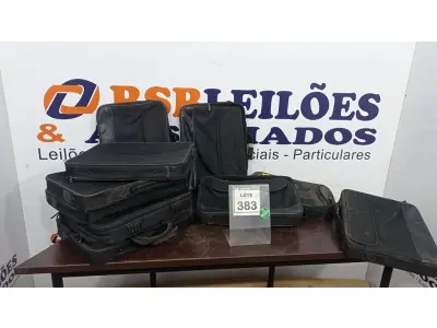 LOTE 383 - 11 BOLSAS PARA NOTEBOOK. (NO ESTADO) ATENÇÃO! FAZER A VISITAÇÃO ANTES DE ARREMATAR, NÃO SABEMOS SE FUNCIONA. LEILÃO NÃO TEM GARANTIA E NEM DEVOLUÇÃO, SUJEITO A POSSÍVEIS AVARIAS VISÍVEIS/OCULTAS E/OU AUSÊNCIA DE COMPONENTES.