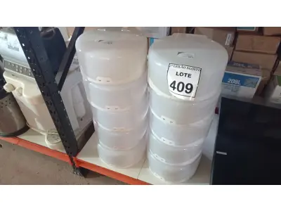 LOTE 409 - 10 DISPENSES DE PAPEL. (NO ESTADO) ATENÇÃO! FAZER A VISITAÇÃO ANTES DE ARREMATAR, NÃO SABEMOS SE FUNCIONA. LEILÃO NÃO TEM GARANTIA E NEM DEVOLUÇÃO, SUJEITO A POSSÍVEIS AVARIAS VISÍVEIS/OCULTAS E/OU AUSÊNCIA DE COMPONENTES.