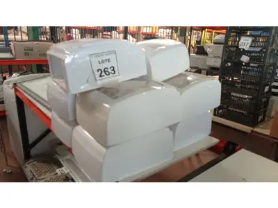 LOTE 263 - 10 DISPENSES DE PAPEL. (NO ESTADO) ATENÇÃO! FAZER A VISITAÇÃO ANTES DE ARREMATAR, NÃO SABEMOS SE FUNCIONA. LEILÃO NÃO TEM GARANTIA E NEM DEVOLUÇÃO, SUJEITO A POSSÍVEIS AVARIAS VISÍVEIS/OCULTAS E/OU AUSÊNCIA DE COMPONENTES.
