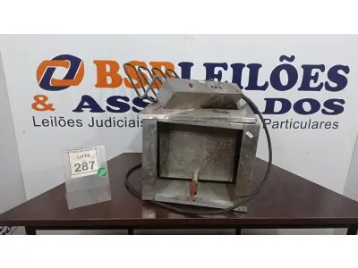 LOTE 287 - 01 FRITADEIRA ELÉTRICA EM INOX. (NO ESTADO) ATENÇÃO! FAZER A VISITAÇÃO ANTES DE ARREMATAR, NÃO SABEMOS SE FUNCIONA. LEILÃO NÃO TEM GARANTIA E NEM DEVOLUÇÃO, SUJEITO A POSSÍVEIS AVARIAS VISÍVEIS/OCULTAS E/OU AUSÊNCIA DE COMPONENTES.