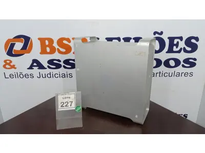 LOTE 227 - 01 SERVIDOR IMAC APPLE. (NO ESTADO) ATENÇÃO! FAZER A VISITAÇÃO ANTES DE ARREMATAR, NÃO SABEMOS SE FUNCIONA, LEILÃO NÃO TEM GARANTIA E NEM DEVOLUÇÃO, SUJEITO A POSSÍVEIS AVARIAS VISÍVEIS/OCULTAS E/OU AUSÊNCIA DE COMPONENTES.