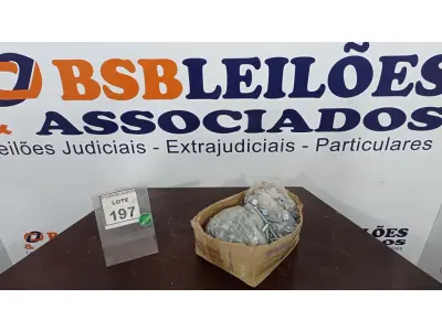 LOTE 197 - 01 LOTE COM GRANDE QUANTIDADE DE PARAFUSOS E PORCAS. (NO ESTADO) ATENÇÃO! FAZER A VISITAÇÃO ANTES DE ARREMATAR, NÃO SABEMOS SE FUNCIONA. LEILÃO NÃO TEM GARANTIA E NEM DEVOLUÇÃO, SUJEITO A POSSÍVEIS AVARIAS VISÍVEIS/OCULTAS E/OU AUSÊNCIA DE COMPONENTES.