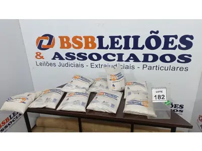 LOTE 182 - 10 PACOTES DE GRANITINA/08 PARA GRAFIADO COM 4KG CADA. (NO ESTADO) ATENÇÃO! FAZER A VISITAÇÃO ANTES DE ARREMATAR, NÃO SABEMOS SE FUNCIONA. LEILÃO NÃO TEM GARANTIA E NEM DEVOLUÇÃO, SUJEITO A POSSÍVEIS AVARIAS VISÍVEIS/OCULTAS E/OU AUSÊNCIA DE COMPONENTES.