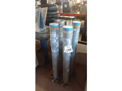 LOTE 369 - 04 TUBOS DE FERRO COM BASE. (NO ESTADO) ATENÇÃO! FAZER A VISITAÇÃO ANTES DE ARREMATAR, NÃO SABEMOS SE FUNCIONA. LEILÃO NÃO TEM GARANTIA E NEM DEVOLUÇÃO, SUJEITO A POSSÍVEIS AVARIAS VISÍVEIS/OCULTAS E/OU AUSÊNCIA DE COMPONENTES.