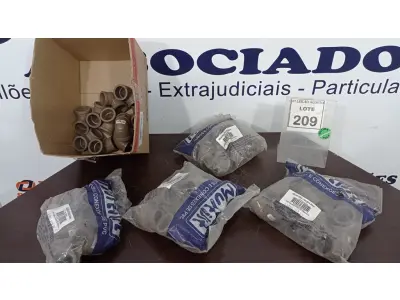 LOTE 209 - 01 LOTE COM GRANDE QUANTIDADE DE JOELHOS HIDRÁULICOS 90-40MM. (NO ESTADO) ATENÇÃO! FAZER A VISITAÇÃO ANTES DE ARREMATAR, NÃO SABEMOS SE FUNCIONA. LEILÃO NÃO TEM GARANTIA E NEM DEVOLUÇÃO, SUJEITO A POSSÍVEIS AVARIAS VISÍVEIS/OCULTAS E/OU AUSÊNCIA DE COMPONENTES.