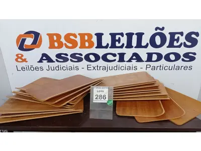 LOTE 286 - 20 PEÇAS DE MADEIRA. (NO ESTADO) ATENÇÃO! FAZER A VISITAÇÃO ANTES DE ARREMATAR, NÃO SABEMOS SE FUNCIONA. LEILÃO NÃO TEM GARANTIA E NEM DEVOLUÇÃO, SUJEITO A POSSÍVEIS AVARIAS VISÍVEIS/OCULTAS E/OU AUSÊNCIA DE COMPONENTES.