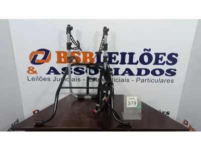 LOTE 379 - 01 SUPORTE PARA BIKE. (NO ESTADO) ATENÇÃO! FAZER A VISITAÇÃO ANTES DE ARREMATAR, NÃO SABEMOS SE FUNCIONA. LEILÃO NÃO TEM GARANTIA E NEM DEVOLUÇÃO, SUJEITO A POSSÍVEIS AVARIAS VISÍVEIS/OCULTAS E/OU AUSÊNCIA DE COMPONENTES.