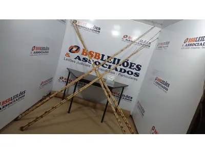 LOTE 154 - 20 VARAS DE BAMBU. (NO ESTADO) ATENÇÃO! FAZER A VISITAÇÃO ANTES DE ARREMATAR, NÃO SABEMOS SE FUNCIONA. LEILÃO NÃO TEM GARANTIA E NEM DEVOLUÇÃO, SUJEITO A POSSÍVEIS AVARIAS VISÍVEIS/OCULTAS E/OU AUSÊNCIA DE COMPONENTES.
