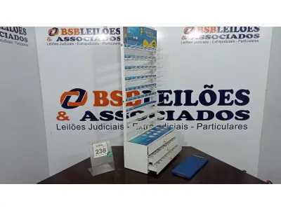 LOTE 238 - 01 EXPOSITOR COM CONEXÕES DE METAL E 01 GABARITO DE ROSCA. (NO ESTADO) ATENÇÃO! FAZER A VISITAÇÃO ANTES DE ARREMATAR, NÃO SABEMOS SE FUNCIONA. LEILÃO NÃO TEM GARANTIA E NEM DEVOLUÇÃO, SUJEITO A POSSÍVEIS AVARIAS VISÍVEIS/OCULTAS E/OU AUSÊNCIA DE COMPONENTES.