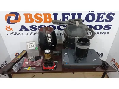 LOTE 224 - 01 IMPRESSORA MARCA HP, 01 ASPIRADOR DE PÓ, 01 MOTOR DE LIQUIDIFICADOR, 01 DETECTOR DE METAL E ELETRÔNICOS DIVERSOS. (NO ESTADO) ATENÇÃO! FAZER A VISITAÇÃO ANTES DE ARREMATAR, NÃO SABEMOS SE FUNCIONA. LEILÃO NÃO TEM GARANTIA E NEM DEVOLUÇÃO, SUJEITO A POSSÍVEIS AVARIAS VISÍVEIS/OCULTAS E/OU AUSÊNCIA DE COMPONENTES.