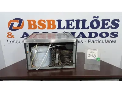LOTE 218 - 01 BEBEDOURO EM INOX MARCA LIDER. (NO ESTADO) ATENÇÃO! FAZER A VISITAÇÃO ANTES DE ARREMATAR, NÃO SABEMOS SE FUNCIONA. LEILÃO NÃO TEM GARANTIA E NEM DEVOLUÇÃO, SUJEITO A POSSÍVEIS AVARIAS VISÍVEIS/OCULTAS E/OU AUSÊNCIA DE COMPONENTES.