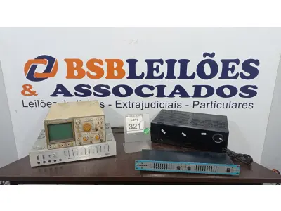 LOTE 321 - 01 EQUALIZADOR GRÁFICO ONEAL, OSCILOSCÓPIO ANALÓGICO, 01 MIXER STREO NASHVILLE E 01 HARMAN KARDON HK990. (NO ESTADO) ATENÇÃO! FAZER A VISITAÇÃO ANTES DE ARREMATAR, NÃO SABEMOS SE FUNCIONA. LEILÃO NÃO TEM GARANTIA E NEM DEVOLUÇÃO, SUJEITO A POSSÍVEIS AVARIAS VISÍVEIS/OCULTAS E/OU AUSÊNCIA DE COMPONENTES.