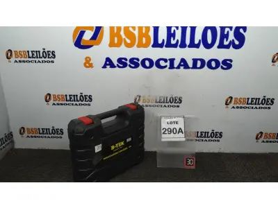 LOTE 290 - 01 PARAFUSADEIRA A BATERIA 12V 2BITS E CARREGADOR. (NO ESTADO) ATENÇÃO! FAZER A VISITAÇÃO ANTES DE ARREMATAR, NÃO SABEMOS SE FUNCIONA. LEILÃO NÃO TEM GARANTIA E NEM DEVOLUÇÃO, SUJEITO A POSSÍVEIS AVARIAS VISÍVEIS/OCULTAS E/OU AUSÊNCIA DE COMPONENTES.