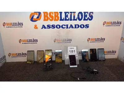 LOTE 181 - 08 CELULARES MARCA POSITIVO E 02 CARREGADORES. (NO ESTADO) ATENÇÃO! FAZER A VISITAÇÃO ANTES DE ARREMATAR, NÃO SABEMOS SE FUNCIONA, LEILÃO NÃO TEM GARANTIA E NEM DEVOLUÇÃO, SUJEITO A POSSÍVEIS AVARIAS VISÍVEIS/OCULTAS E/OU AUSÊNCIA DE COMPONENTES.
