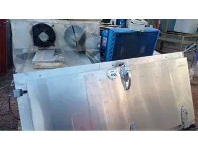 LOTE 488 - 01 CÂMARA FRIA COM PLACAS DE POLIURETANO, 01 EVAPORADORAS E 01 CONDENSADORAS. (NO ESTADO) ATENÇÃO! FAZER A VISITAÇÃO ANTES DE ARREMATAR, NÃO SABEMOS SE FUNCIONA. LEILÃO NÃO TEM GARANTIA E NEM DEVOLUÇÃO, SUJEITO A POSSÍVEIS AVARIAS VISÍVEIS/OCULTAS E/OU AUSÊNCIA DE COMPONENTES.