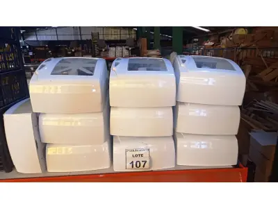 LOTE 107 - 10 DISPENSADORES DE PAPEL. (NO ESTADO) ATENÇÃO! FAZER A VISITAÇÃO ANTES DE ARREMATAR, NÃO SABEMOS SE FUNCIONA, LEILÃO NÃO TEM GARANTIA E NEM DEVOLUÇÃO, SUJEITO A POSSÍVEIS AVARIAS VISÍVEIS/OCULTAS E/OU AUSÊNCIA DE COMPONENTES.
