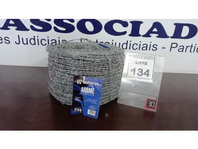 LOTE 134 - 01 ROLO DE ARAME FARPADO COM 500M. (NO ESTADO) ATENÇÃO! FAZER A VISITAÇÃO ANTES DE ARREMATAR, NÃO SABEMOS SE FUNCIONA, LEILÃO NÃO TEM GARANTIA E NEM DEVOLUÇÃO, SUJEITO A POSSÍVEIS AVARIAS VISÍVEIS/OCULTAS E/OU AUSÊNCIA DE COMPONENTES.