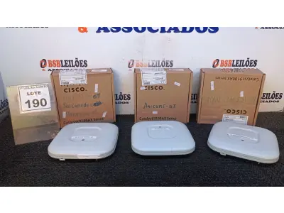 LOTE 190 - 03 ROTEADORES MARCA CISCO. (NO ESTADO) ATENÇÃO! FAZER A VISITAÇÃO ANTES DE ARREMATAR, NÃO SABEMOS SE FUNCIONA, LEILÃO NÃO TEM GARANTIA E NEM DEVOLUÇÃO, SUJEITO A POSSÍVEIS AVARIAS VISÍVEIS/OCULTAS E/OU AUSÊNCIA DE COMPONENTES.