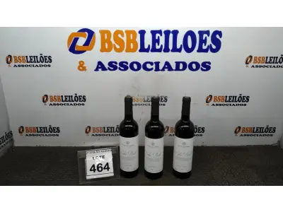 LOTE 464 - 03 GARRAFAS DE VINHO TINTO VALA REAL PORTUGUÊS SAFRA 2019 750ML. (NO ESTADO) ATENÇÃO! FAZER A VISITAÇÃO ANTES DE ARREMATAR, NÃO SABEMOS SE FUNCIONA, LEILÃO NÃO TEM GARANTIA E NEM DEVOLUÇÃO, SUJEITO A POSSÍVEIS AVARIAS VISÍVEIS/OCULTAS E/OU AUSÊNCIA DE COMPONENTES.