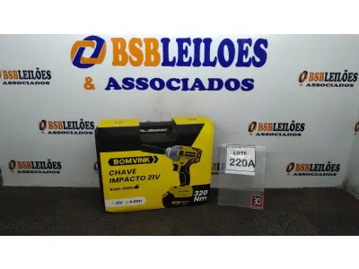 LOTE 220 - 01 CHAVE DE IMPACTO 320NN COM DUAS BATERIAS 21V MALETA E ACESSÓRIOS  MANDRIL DE PERFURAÇÃO, ALÇA, 6CACHIMBOS DO 17 AO 22 ENGATI DE BIT CARREGADOR DE MESA. (NO ESTADO) ATENÇÃO! FAZER A VISITAÇÃO ANTES DE ARREMATAR, NÃO SABEMOS SE FUNCIONA. LEILÃO NÃO TEM GARANTIA E NEM DEVOLUÇÃO, SUJEITO A POSSÍVEIS AVARIAS VISÍVEIS/OCULTAS E/OU AUSÊNCIA DE COMPONENTES.