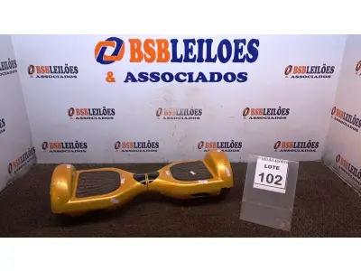 LOTE 102 - 01 HOVERBOARD. (NO ESTADO) ATENÇÃO! FAZER A VISITAÇÃO ANTES DE ARREMATAR, NÃO SABEMOS SE FUNCIONA, LEILÃO NÃO TEM GARANTIA E NEM DEVOLUÇÃO, SUJEITO A POSSÍVEIS AVARIAS VISÍVEIS/OCULTAS E/OU AUSÊNCIA DE COMPONENTES.