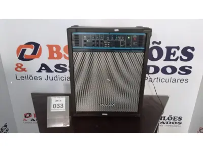 LOTE 033 - 01 CAIXA AMPLIFICADORA. (NO ESTADO) ATENÇÃO! FAZER A VISITAÇÃO ANTES DE ARREMATAR, NÃO SABEMOS SE FUNCIONA, LEILÃO NÃO TEM GARANTIA E NEM DEVOLUÇÃO, SUJEITO A POSSÍVEIS AVARIAS VISÍVEIS/OCULTAS E/OU AUSÊNCIA DE COMPONENTES.