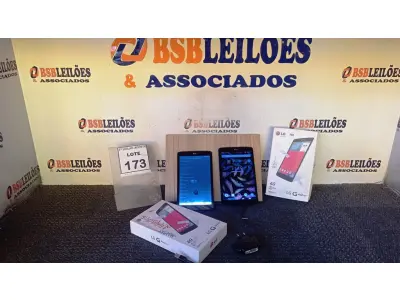 LOTE 173 - 02 TABLETS GPAD 4G MARCA LG. (NO ESTADO) ATENÇÃO! FAZER A VISITAÇÃO ANTES DE ARREMATAR, NÃO SABEMOS SE FUNCIONA, LEILÃO NÃO TEM GARANTIA E NEM DEVOLUÇÃO, SUJEITO A POSSÍVEIS AVARIAS VISÍVEIS/OCULTAS E/OU AUSÊNCIA DE COMPONENTES.