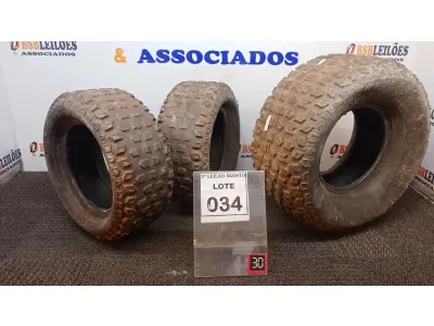 LOTE 034 - 02 PNEUS 14.5 X 6.0-8 E 01 18 X 9.0-8. (NO ESTADO) ATENÇÃO! FAZER A VISITAÇÃO ANTES DE ARREMATAR, NÃO SABEMOS SE FUNCIONA, LEILÃO NÃO TEM GARANTIA E NEM DEVOLUÇÃO, SUJEITO A POSSÍVEIS AVARIAS VISÍVEIS/OCULTAS E/OU AUSÊNCIA DE COMPONENTES.