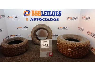 LOTE 034 - 02 PNEUS 14.5 X 6.0-8 E 01 18 X 9.0-8. (NO ESTADO) ATENÇÃO! FAZER A VISITAÇÃO ANTES DE ARREMATAR, NÃO SABEMOS SE FUNCIONA, LEILÃO NÃO TEM GARANTIA E NEM DEVOLUÇÃO, SUJEITO A POSSÍVEIS AVARIAS VISÍVEIS/OCULTAS E/OU AUSÊNCIA DE COMPONENTES.