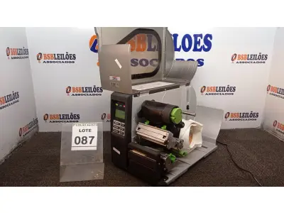 LOTE 087 - 01 IMPRESSORA DE ETIQUETAS MARCA TSC. (NO ESTADO) ATENÇÃO! FAZER A VISITAÇÃO ANTES DE ARREMATAR, NÃO SABEMOS SE FUNCIONA, LEILÃO NÃO TEM GARANTIA E NEM DEVOLUÇÃO, SUJEITO A POSSÍVEIS AVARIAS VISÍVEIS/OCULTAS E/OU AUSÊNCIA DE COMPONENTES.