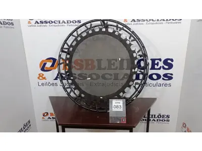 LOTE 083 - 01 MINI CAMA ELÁSTICA. (NO ESTADO) ATENÇÃO! FAZER A VISITAÇÃO ANTES DE ARREMATAR, NÃO SABEMOS SE FUNCIONA, LEILÃO NÃO TEM GARANTIA E NEM DEVOLUÇÃO, SUJEITO A POSSÍVEIS AVARIAS VISÍVEIS/OCULTAS E/OU AUSÊNCIA DE COMPONENTES.