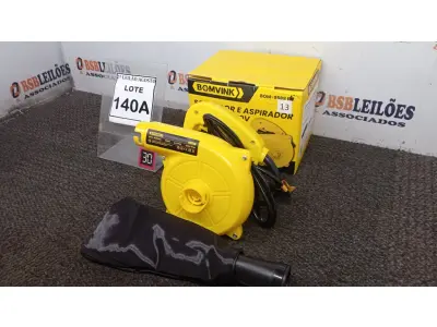 LOTE 140 - 01 SOPRADOR  E ASPIRADOR ELÉTRICO 220V 700W 13600RPM (NO ESTADO) ATENÇÃO! FAZER A VISITAÇÃO ANTES DE ARREMATAR, NÃO SABEMOS SE FUNCIONA. LEILÃO NÃO TEM GARANTIA E NEM DEVOLUÇÃO, SUJEITO A POSSÍVEIS AVARIAS VISÍVEIS/OCULTAS E/OU AUSÊNCIA DE COMPONENTES.