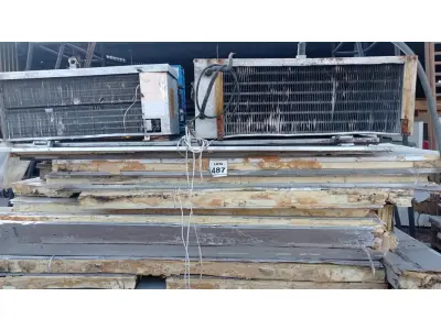 LOTE 487 - 01 CÂMARA FRIA COM PLACAS DE POLIURETANO, 02 EVAPORADORAS E 02 CONDENSADORAS. (NO ESTADO) ATENÇÃO! FAZER A VISITAÇÃO ANTES DE ARREMATAR, NÃO SABEMOS SE FUNCIONA. LEILÃO NÃO TEM GARANTIA E NEM DEVOLUÇÃO, SUJEITO A POSSÍVEIS AVARIAS VISÍVEIS/OCULTAS E/OU AUSÊNCIA DE COMPONENTES.